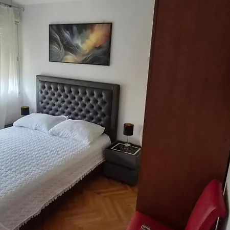 Gala With Free Parking Near Old Town * Split