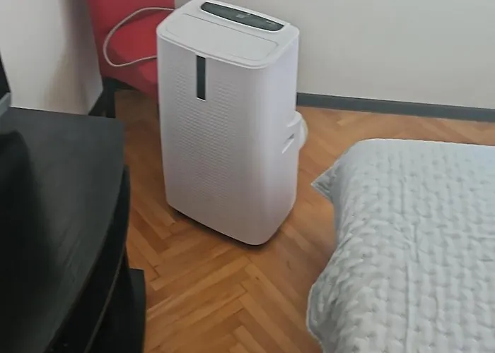 Gala With Free Parking Near Old Town Appartamento